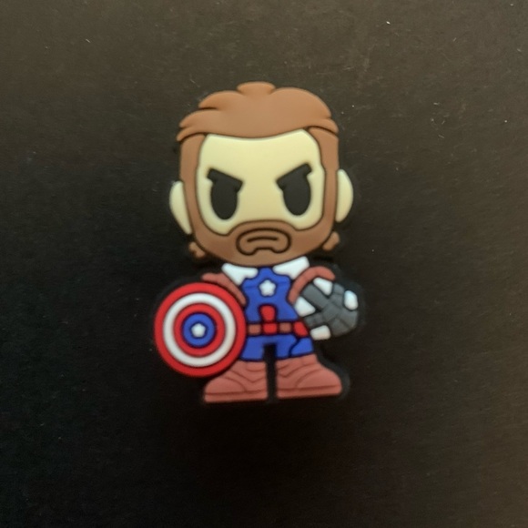 The Avengers croc jewels - Picture 5 of 6